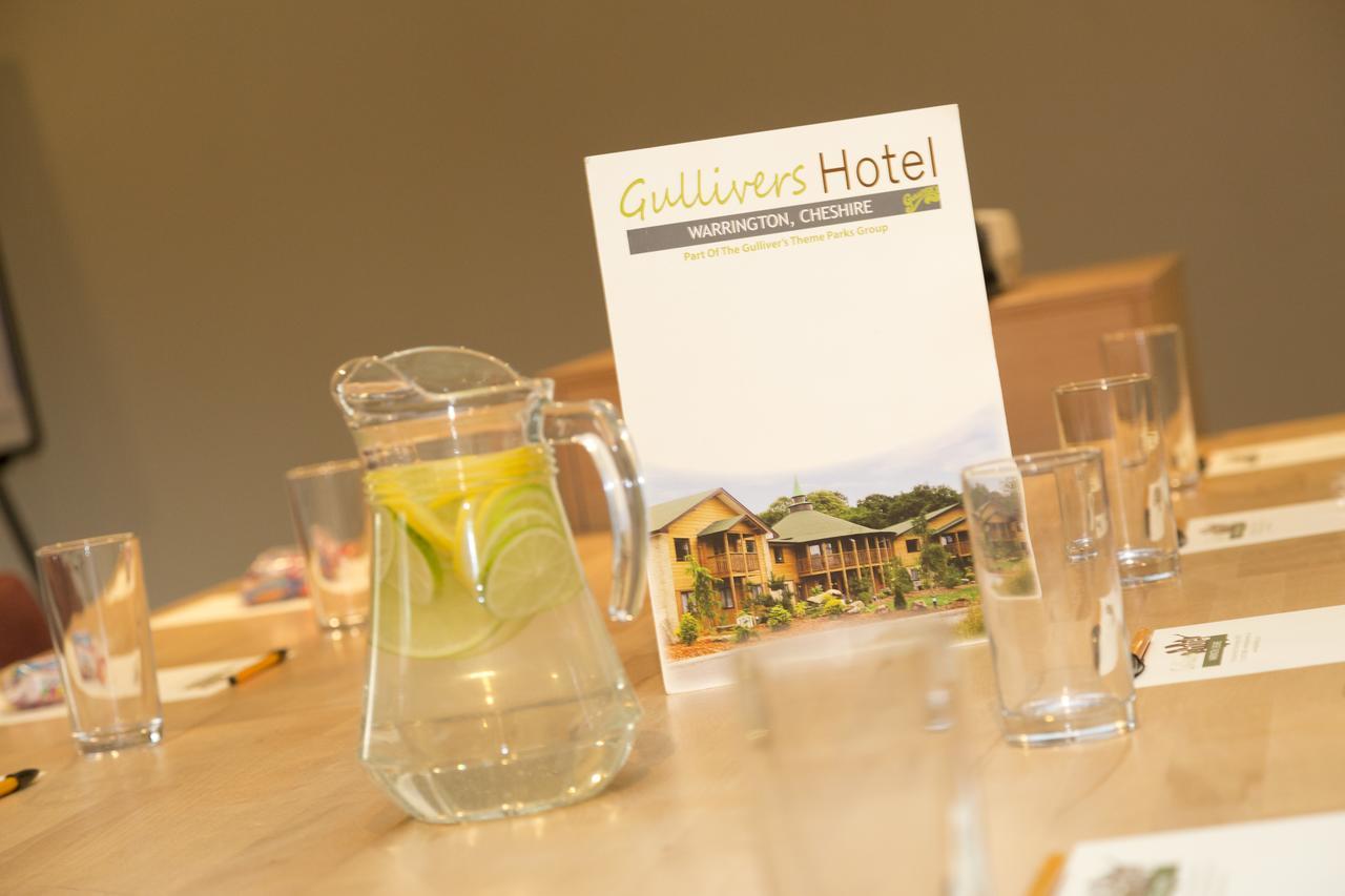 וורינגטון The Gulliver'S Hotel מראה חיצוני תמונה